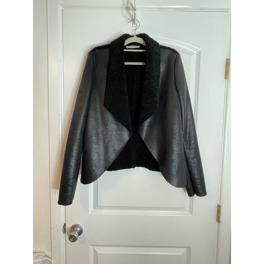 Rinascimento Jacket Medium Black Faux Leather Sherpa Lined Moto Waterfall Drape